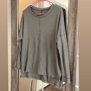 American eagle long sleeve shirt